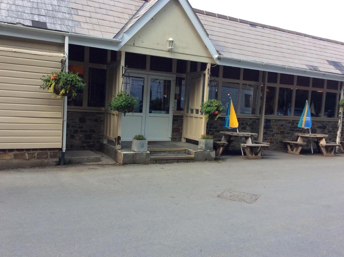 19 Bucklands , Bideford Park. Chalé Bucks Mills
