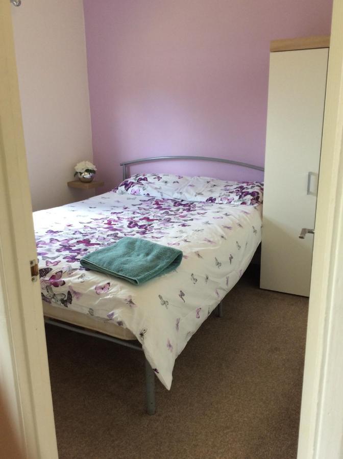 Chalet 19 Bucklands , Bideford Park. Bucks Mills